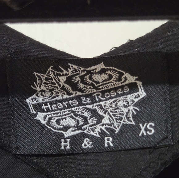 Hearts And Roses Black And Red Retro Inspired Pin Up Style Dress With Red Bow XS - Picture 8 of 14